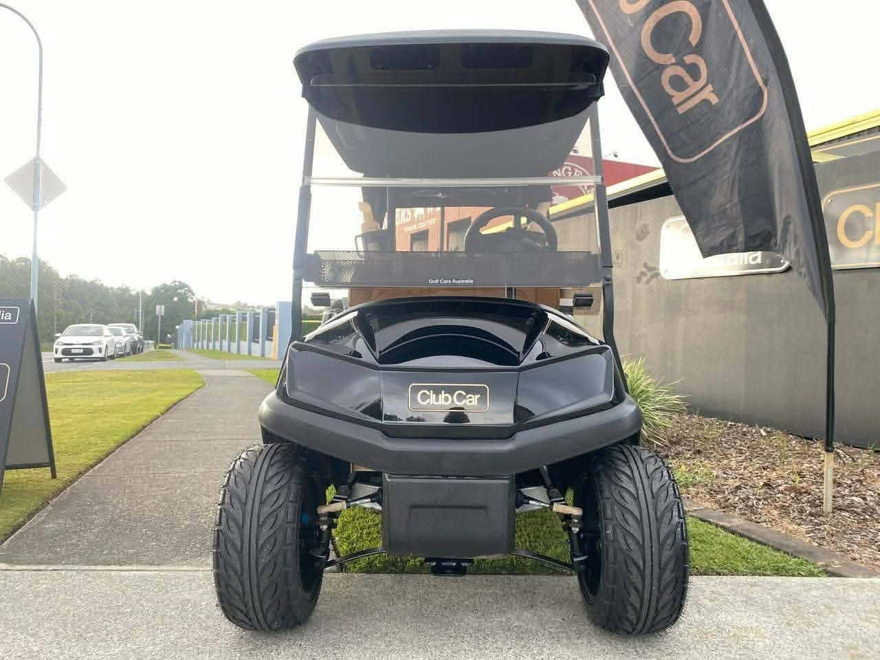 CLUB CAR Onward. 2-Passenger Non-Lifted 2 SEATER GAS - Image 4