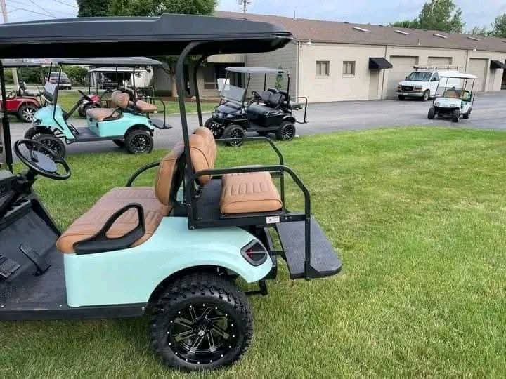Ezgo TXT Gas Powered Golf Cart 4 SEATER GAS - Image 5